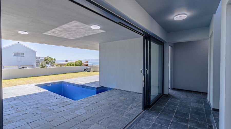 3 Bedroom Property for Sale in De Kelders Western Cape